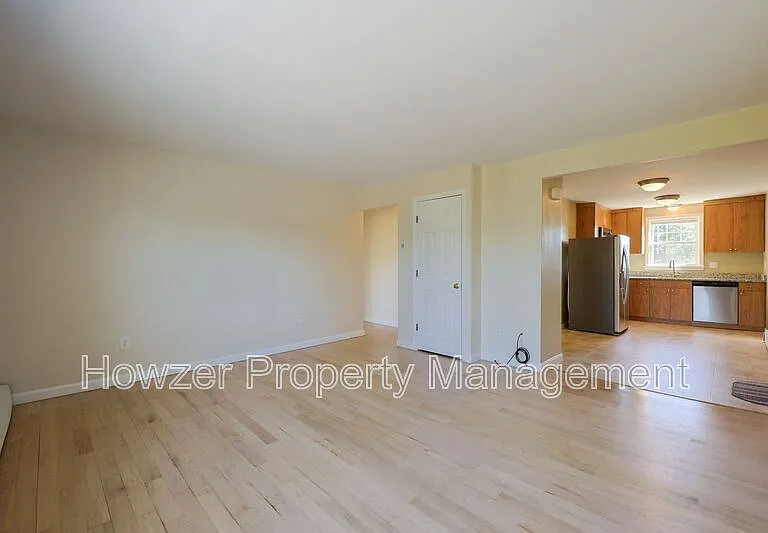 91 Louis St — Photo 5