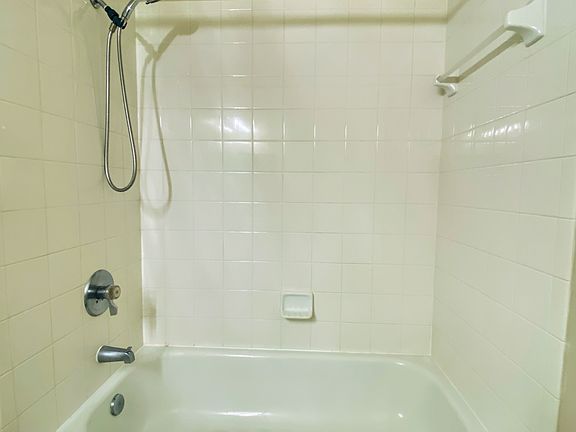 5th image of 2141 Portofino Pl #1-2822-1