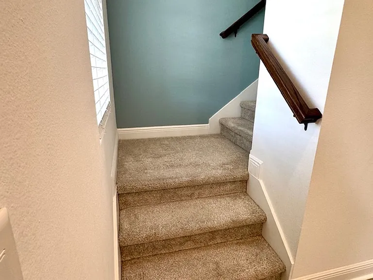 1825 Coastal Ct — Photo 15