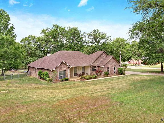 3rd image of 560 County Road 4703
