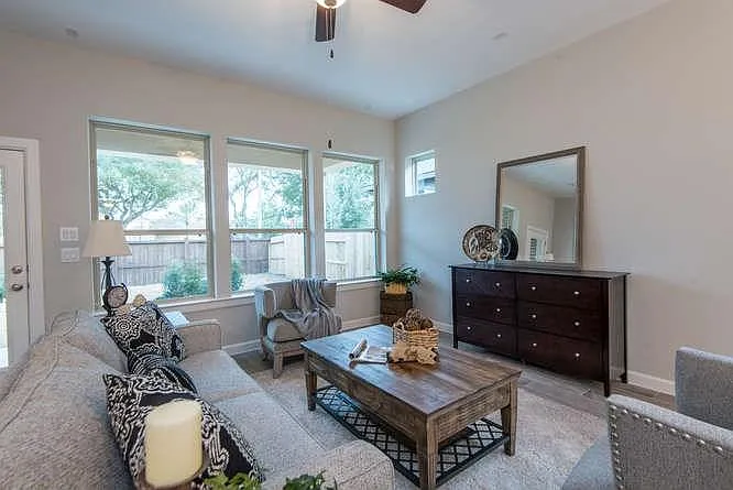109 Saddle Dr — Photo 5