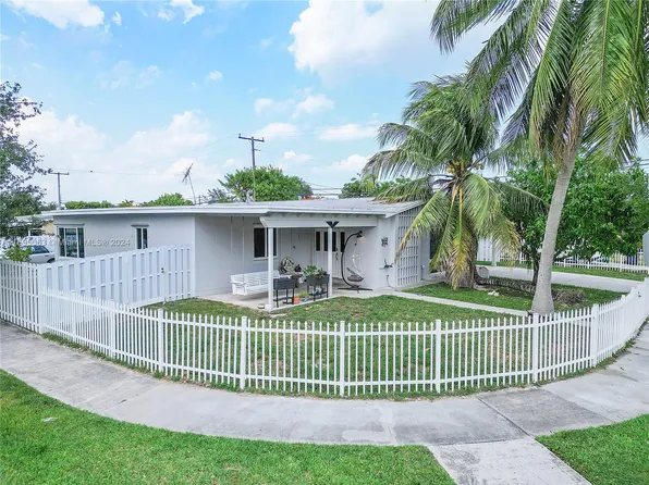 10521 SW 201st Ter, Cutler Bay, FL 33189