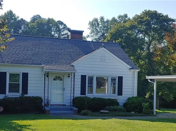 4324 Camp Betty Hastings Rd, Walkertown, NC 27051