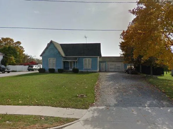 507 E Main St, Milroy, IN 46156