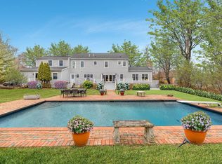 320 Noyack Rd, Southampton, NY 11968