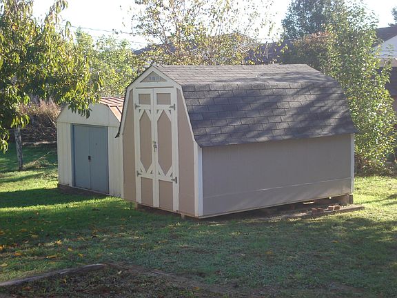 3rd image of 106 Dogwood Ct