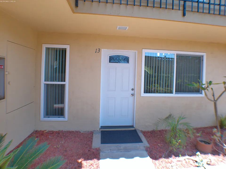 2117 Elden Ave #13