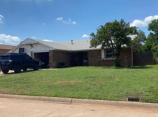 2806 Valley View Rd, Enid, OK 73701