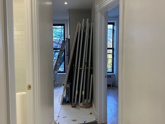4th image of 416 7th Ave APT 2