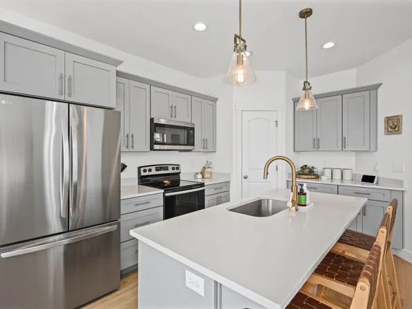 1283 W Caine Dr, Saratoga Springs, UT 84045
