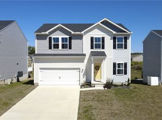 3047 McIntosh Dr NE, Louisville, OH 44641