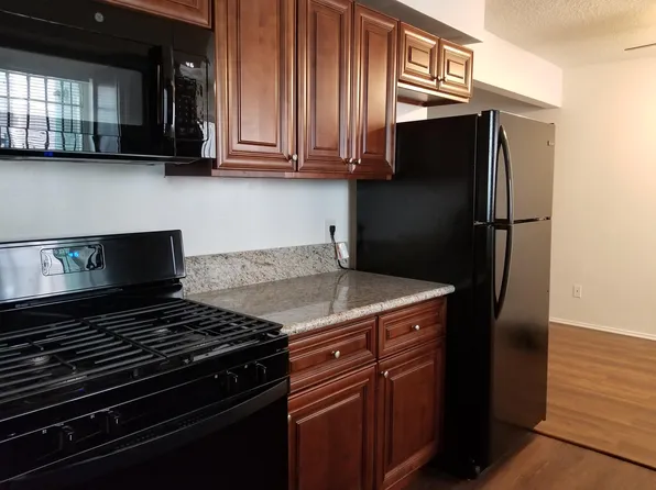 803 Edgewood St #3, Inglewood, CA 90302