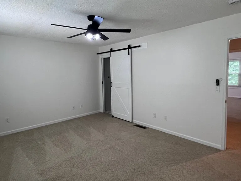 4379 Ivy Glen Way SE — Photo 45