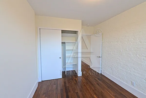 Rented by Peter Ashe | media 5