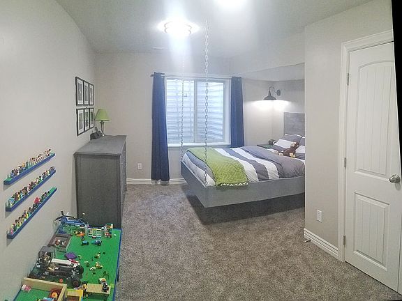 Bedroom #6 (Basement)