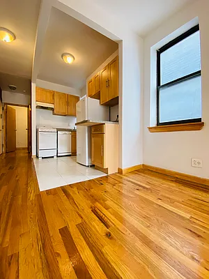 Rented by Crosstown Apartments NYC | media 40