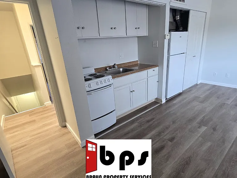 Kitchenette