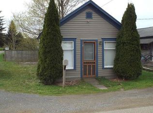 89 Main St, Roulette, PA 16746