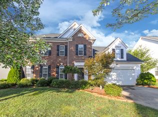 9125 Mitchell Glen Dr, Charlotte, NC 28277