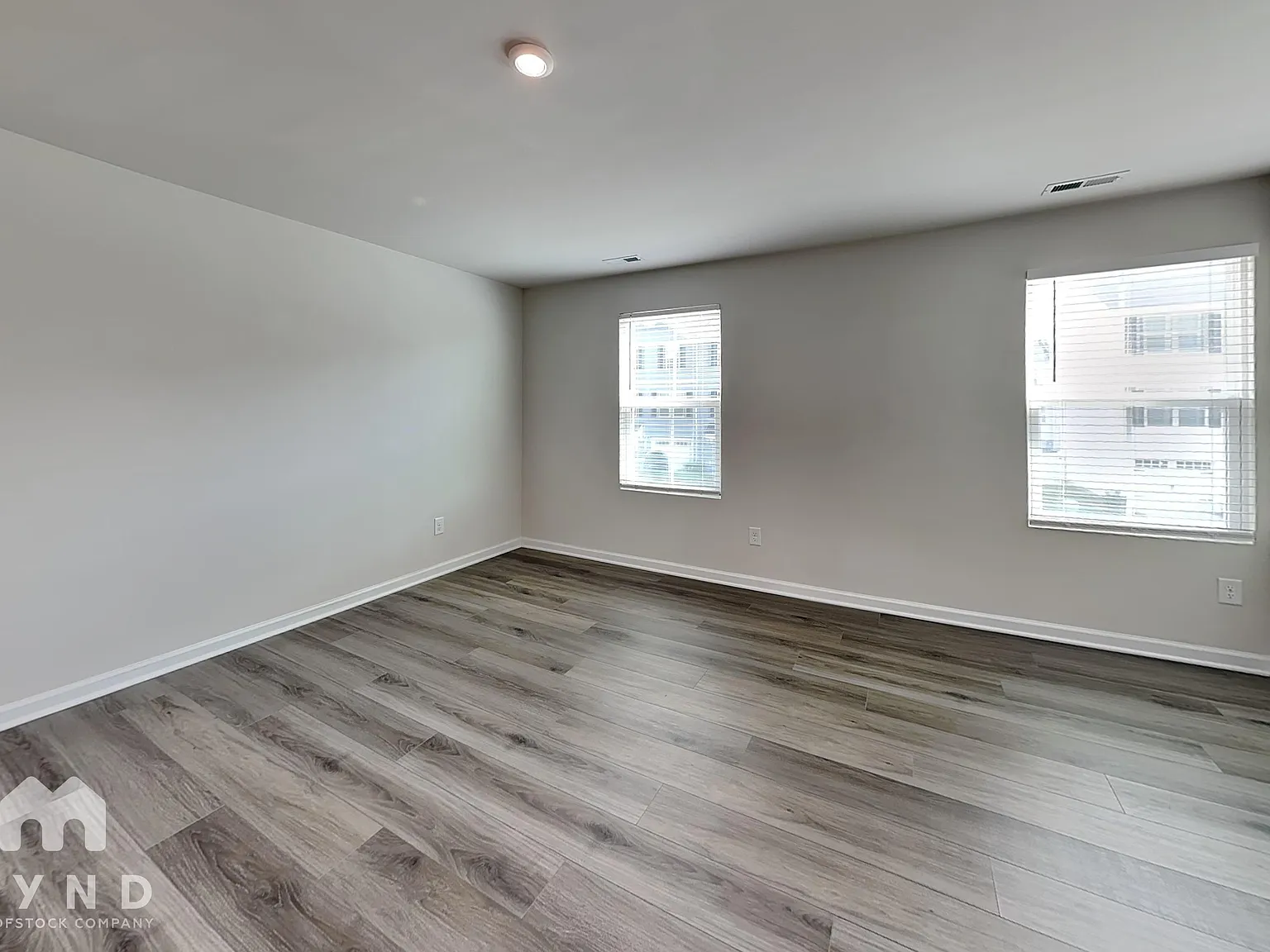 3 bed, 2.5 bath, 1579 sqft, $1,850 — Photo 4