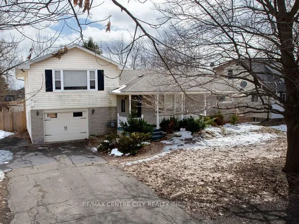 1231 Sunningdale Rd E, London, ON N5X 4B1