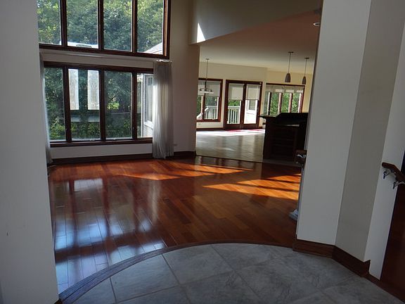 3rd image of 20442 Grand Traverse Dr