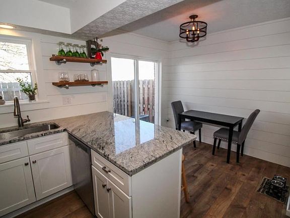 3rd image of 4654 Orwell Dr