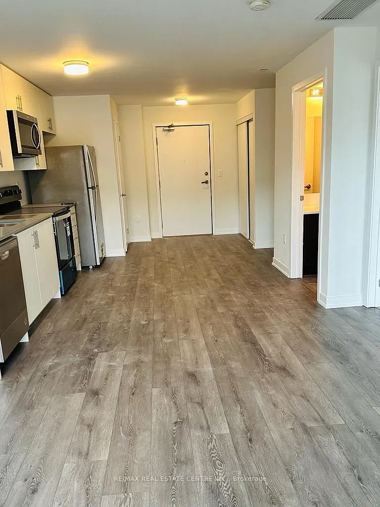 2 bed, $2,200 — Photo 2