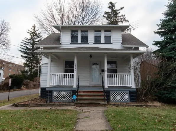 1449 Northview Rd, Rocky River, OH 44116