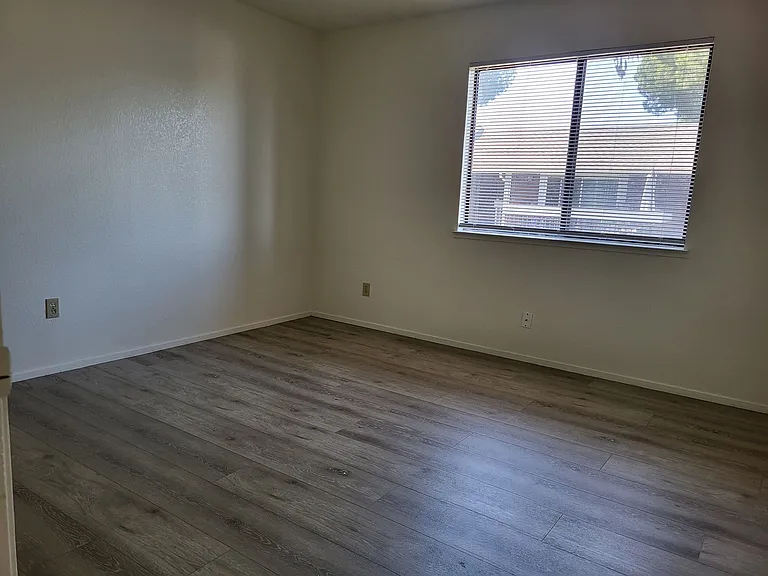 818 E Tabor Ave — Photo 10