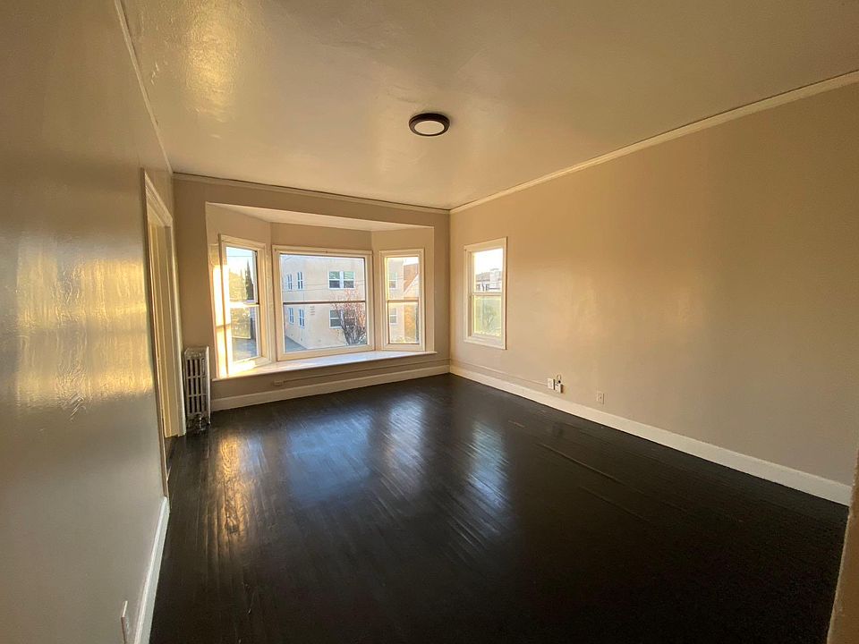 1st image of 648 Alcatraz Ave APT 101