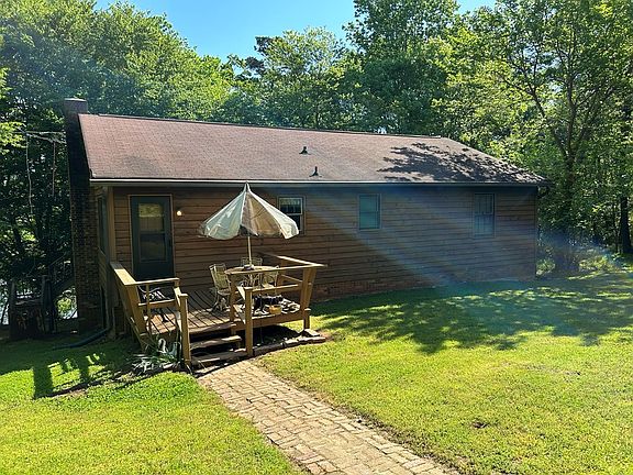 2nd image of 141 Carrigan Dr