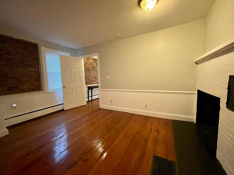 65 Boston St #8 — Photo 9