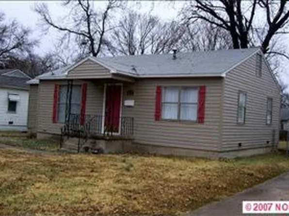 6221 E King Pl, Tulsa, OK 74115