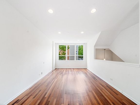 5th image of 5419 W Galewood Ave