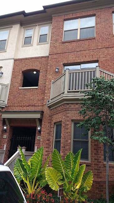 1st image of 18 W Russell St