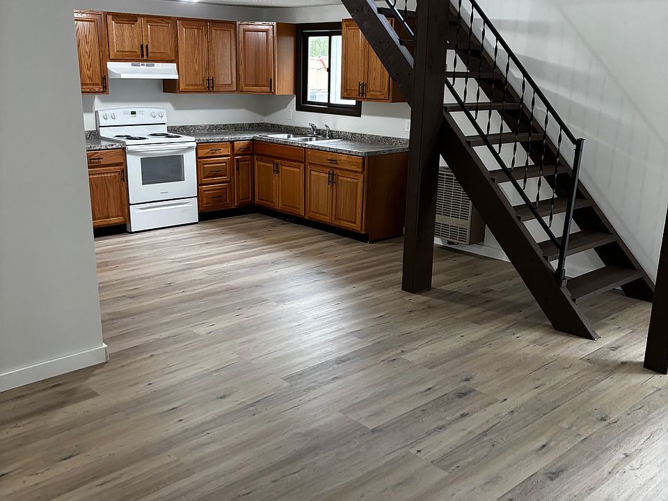 1st image of 4 Prescelly Dr #4B