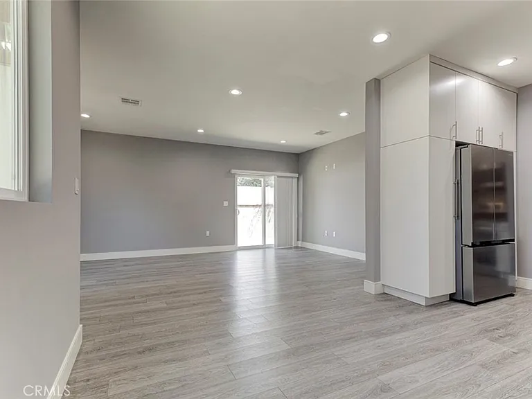 6954 Jellico Ave — Photo 16