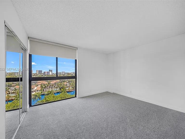 3610 Yacht Club Dr #1016 — Photo 18