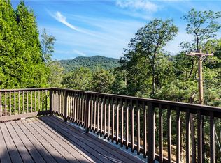 29282 Pine Dr, Cedar Glen, CA 92321