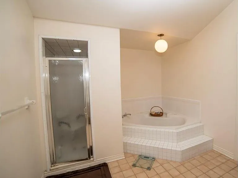 478 Flora Ave — Photo 12