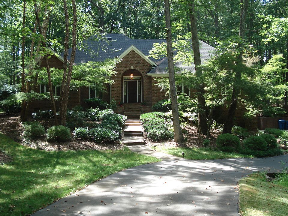 1st image of 7715 Oak Valley Ct