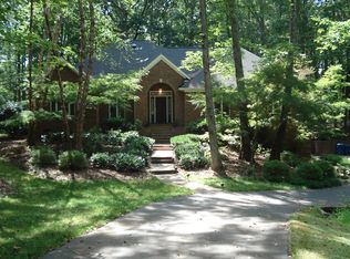 7715 Oak Valley Ct, Browns Summit, NC 27214