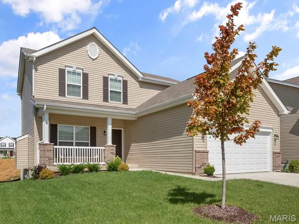 1567 Salerno Dr, Saint Louis, MO 63133