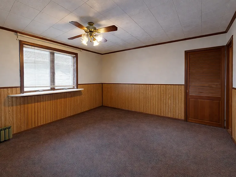 610 E Bertsch St — Photo 9