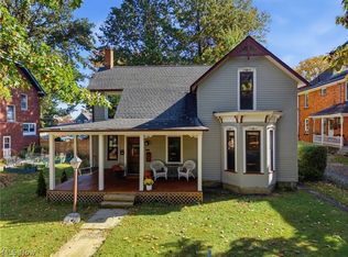 138 Seminary St, Berea, OH 44017