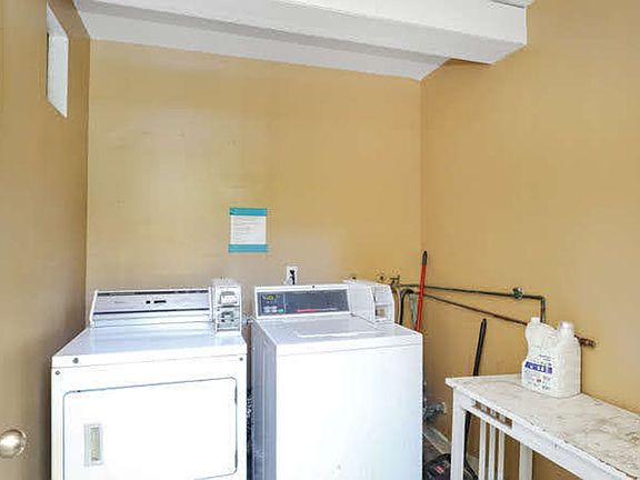 5th image of 1551 Chalcedony St APT 3