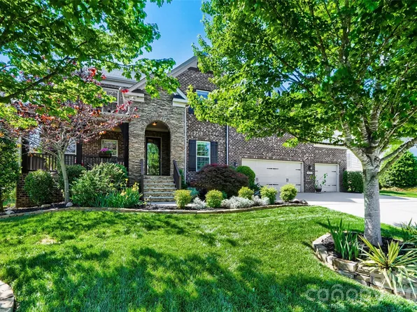 10636 Rippling Stream Dr NW, Concord, NC 28027