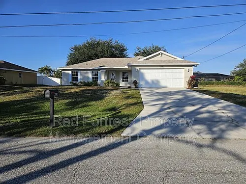 1108 NW 21st Pl Photo 1