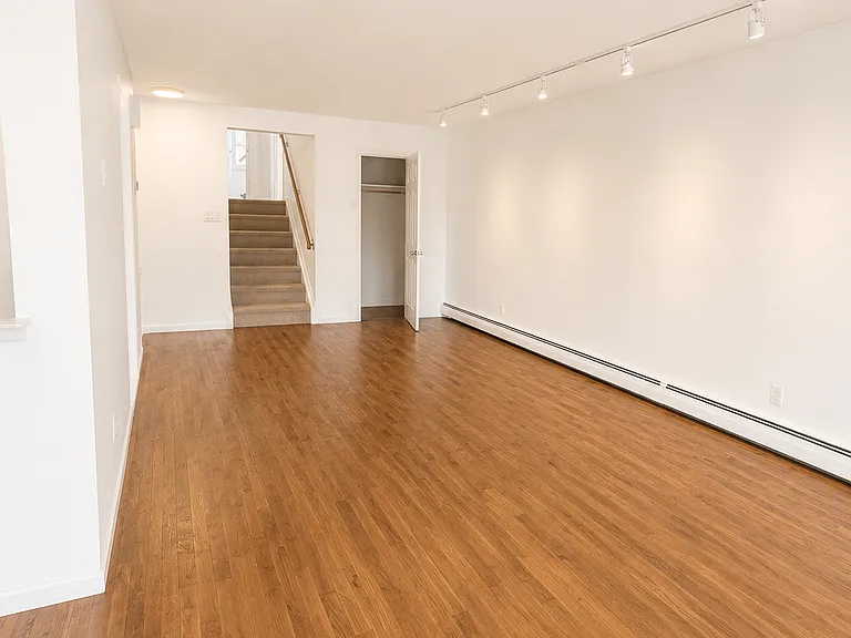 8904 Doran Ave #2 — Photo 7